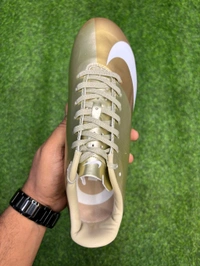 Mercurial CR7 Rare Gold Limited Edition FG With Lace - 10