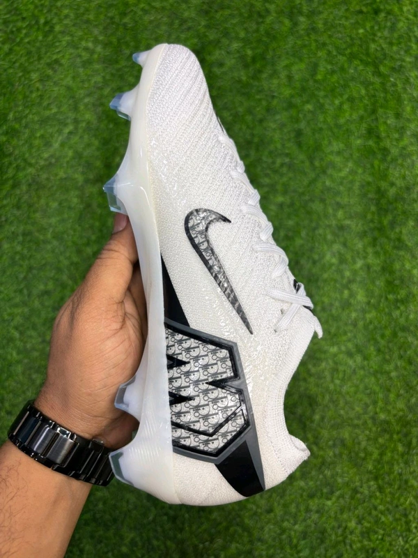 Mercurial Vapor 16 White Colour Low-top FG With Lace - 10