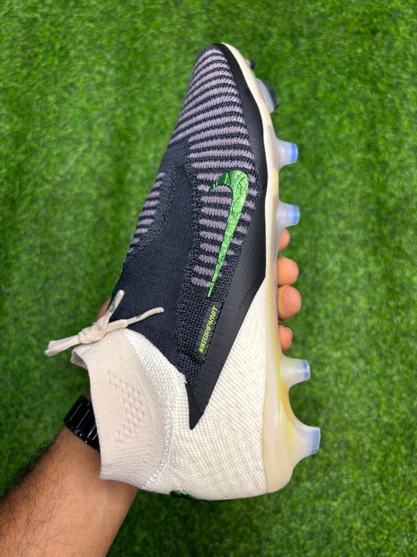 Phantom 6 Luna III Black Colour High-top FG With Lace - 7