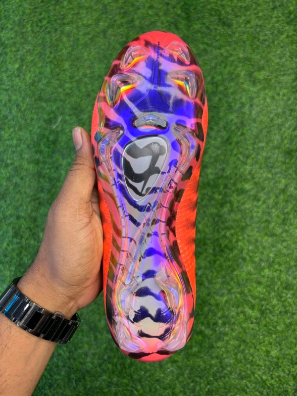 Mercurial Vapor 17 Elite Orange Black Colour Low-top FG With Lace - 8.5