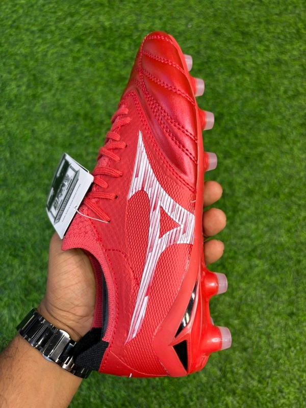 Morelia Neo 4 Red Colour Low-top FG With Lace - 9