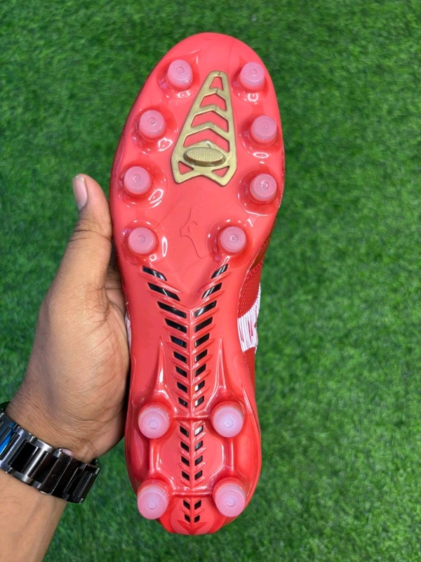 Morelia Neo 4 Red Colour Low-top FG With Lace - 9