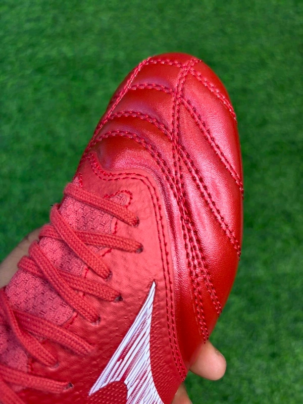 Morelia Neo 4 Red Colour Low-top FG With Lace - 9