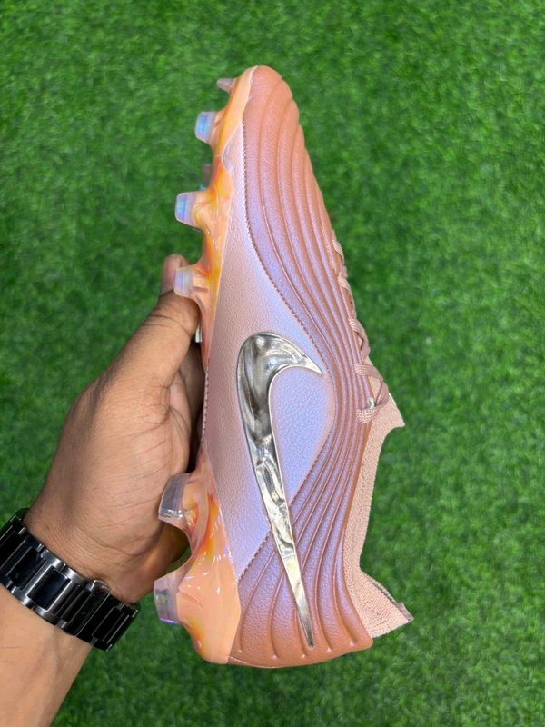 Tiempo Maestro Elite LE Brown Colour Low-top FG - 8.5