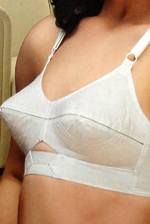 Groversons Paris Beauty Chanderkiran White Bra 100% Cotton - 100 B, White