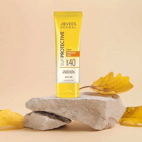 Jovees Sunprotective (Spf- 40) - 100 GM