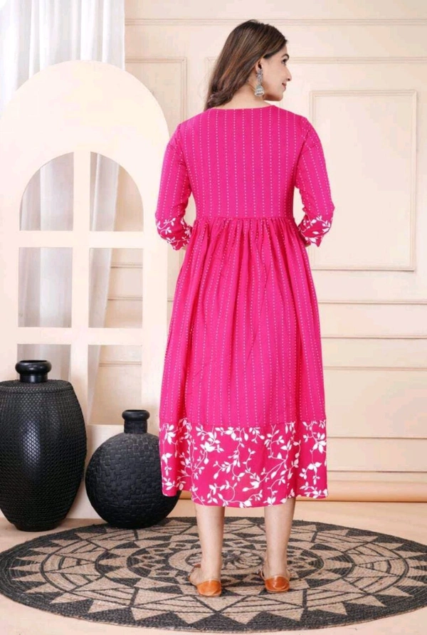 Women Floral Print Viscose Rayon Straight Kurta (Pink) - Cerise, S