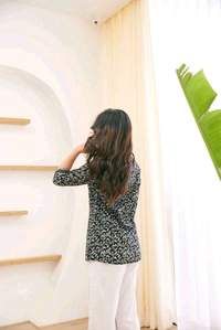 Black Jaal Floral Print Top Cotton V-Neck Short Kurti Tunic for Women - Celtic, S