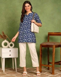 Turquoise Printed Poly Rayon Short Kurti For Women And Girls - Rhino, M