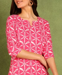 Turquoise Printed Poly Rayon Short Kurti For Women And Girls - Cerise Red, M