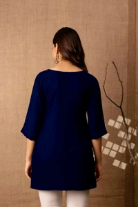 Women Rayon Regular Top - Black Russian, L