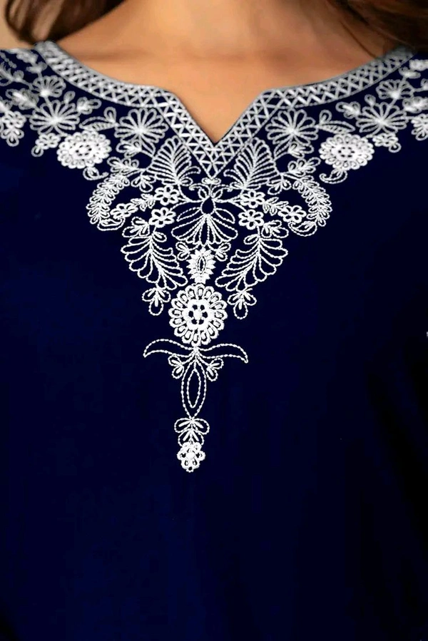 Women Rayon Regular Top - Black Russian, L