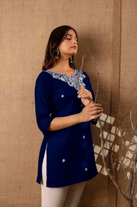 Women Rayon Regular Top - Black Russian, S