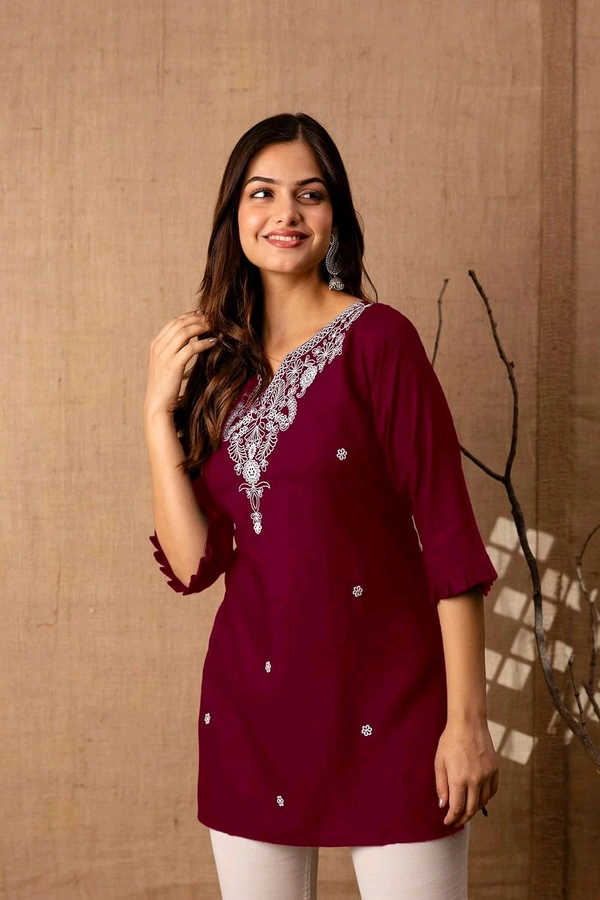 Women Rayon Regular Top - Bordeaux, S