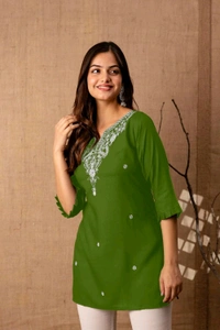 Women Rayon Regular Top - Green Leaf, XXL