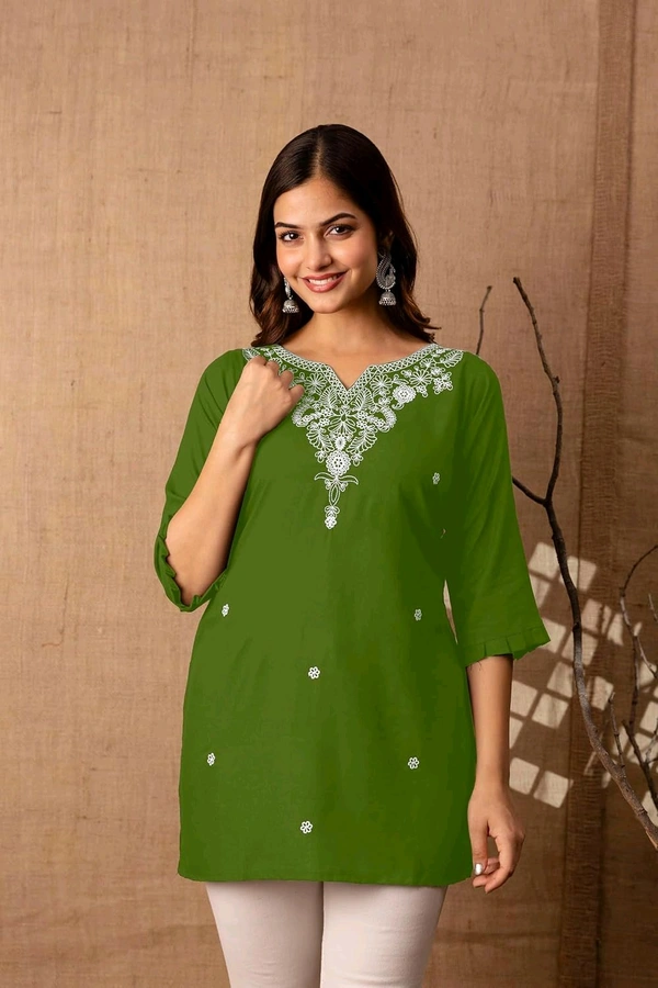 Women Rayon Regular Top - Green Leaf, XXL