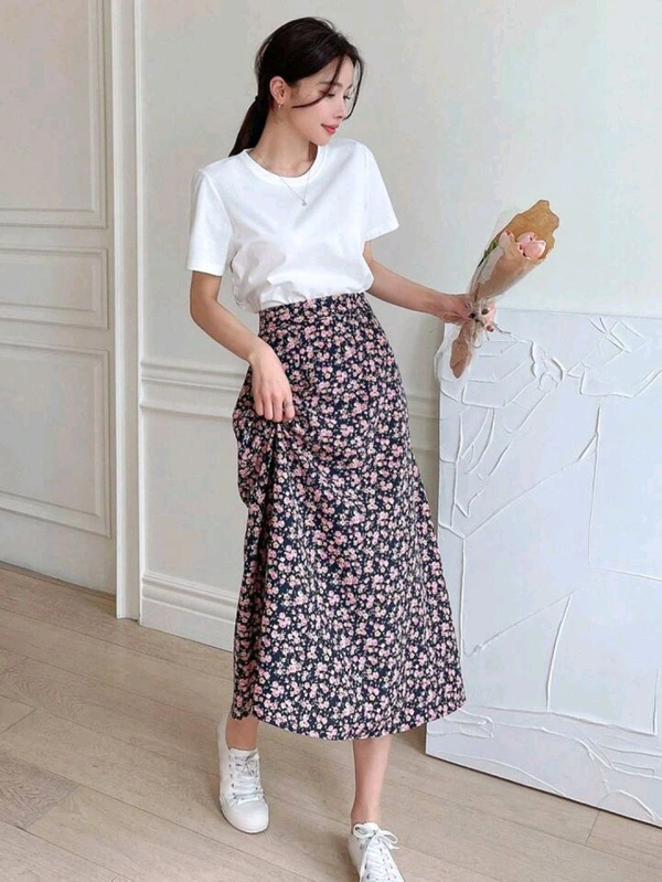 Lavender Floral Skirt Korean Co-ord Set for Women - White, S