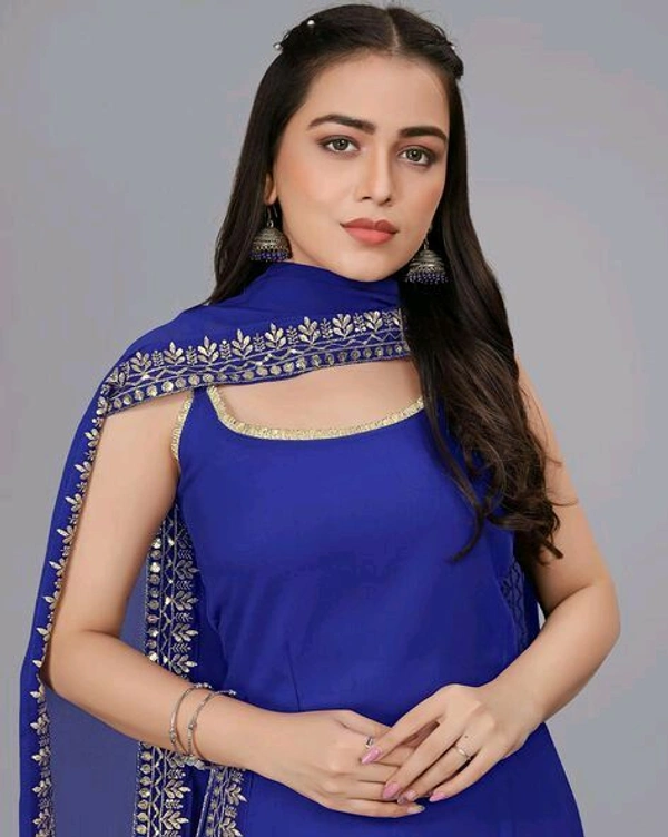 Women's Georgette Sleeveless Kurti Set With Embroidered Lace - Blue, XXL