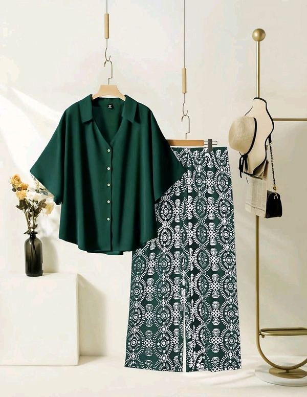 ELEGANT PINE GREEN TOP WITH GRAPHIC PALAZZO SET - Plantation, M