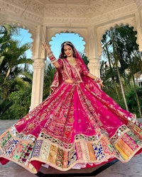 NAVRATRI SPECIAL PRINTED LAHENGA CHOLI
- Lipstick, XXL