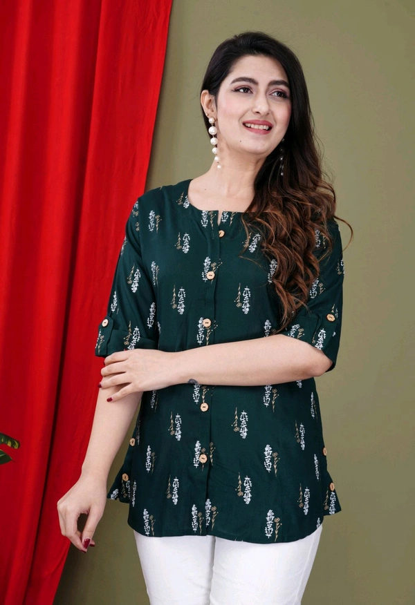 Casual Roll Up Sleeves Printed Women Green, Yellow, White Top
- Dark Green, M