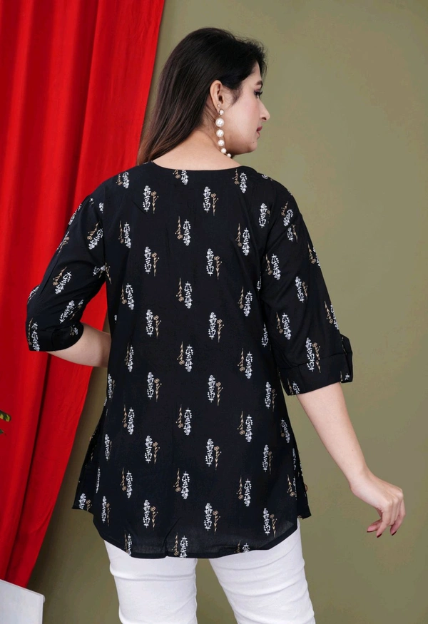 Casual Roll Up Sleeves Printed Women Green, Yellow, White Top
- Black, S