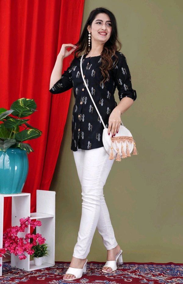 Casual Roll Up Sleeves Printed Women Green, Yellow, White Top
- Black, S