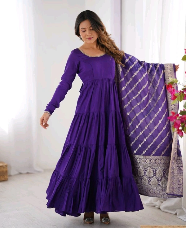 Pista Silk Gown With Jacquard Banarasi Dupatta - Daisy Bush, L