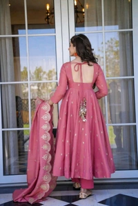 Women's Designer Soft Bandhani Anarkali Styles Salwar Suit
- Darty pink, XXL