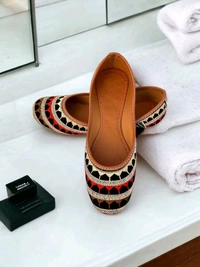 Jutis For Women Multicolor - Russet, IND-6