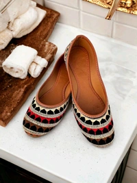 Jutis For Women Multicolor - Russet, IND-9