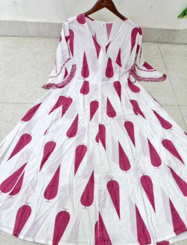 Women Cotton Pink Anarkali Kurta Pant and Dupatta set - M, Rouge