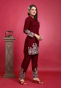 Women's Floral Embroidered Kurta Set with Pants, Maroon, 3/4 Sleeve - S, Maroon