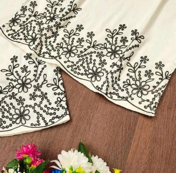 Women's Floral Embroidered Kurta Set with Pants, Maroon, 3/4 Sleeve - XS, White