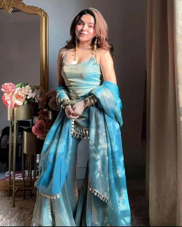 Ready To Wear Fendy Silk Embroidered Mirror Work Top with Sharara Plazzo and Dupatta
- XL, Pelorous