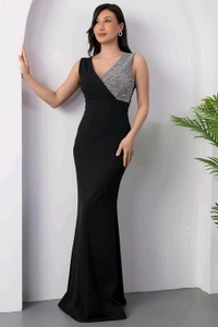 Elegant Evening Gown, V-Neck Sequin Bodice, Floor Length Black Mermaid Dress - M, silver
