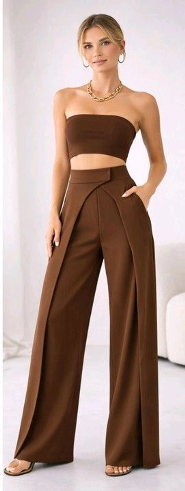 Women Loose Fit Beige Lycra Blend Trousers
- S, Brown