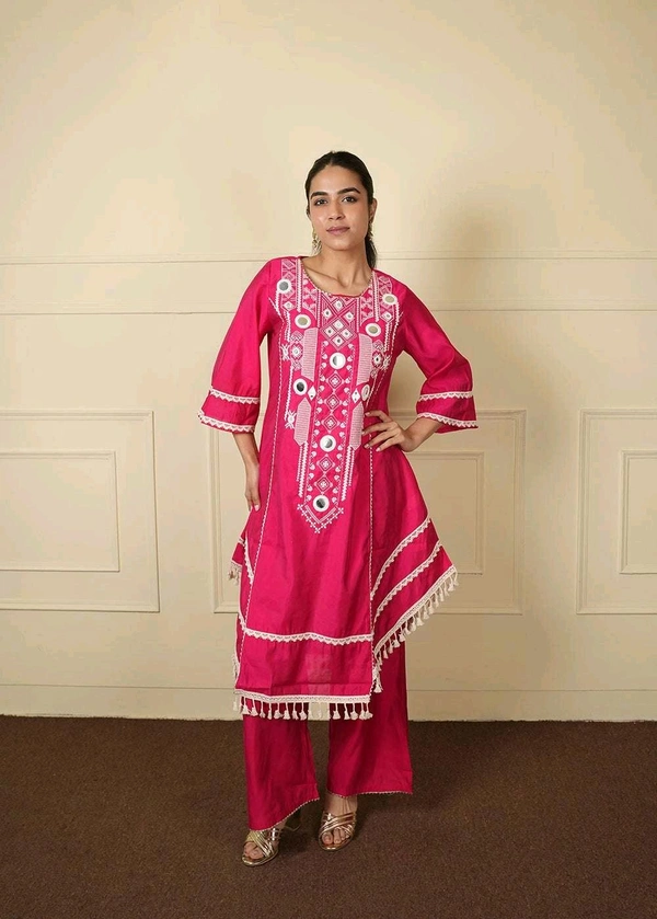 Black Elegant Reyon Cotton Top & Plazo Set with Real Mirror Work and Fancy Lace Latkan
- XL, Pink