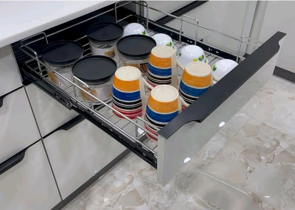 CRAFTISTA®️ 5mm Plain Wire Basket - 4", 12x20