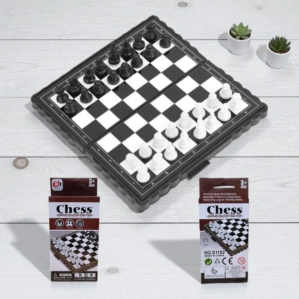 Mini Chess 13 CM X 13 CM