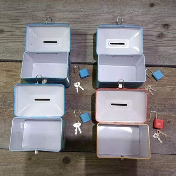Small Coin Box For Kids With 1 Lock And 2 Keys
