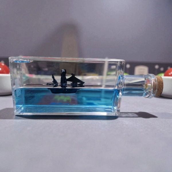 Cruise Ship Fluid Drift Bottle, Unsinkable Boat in a Box, Titanic Cruise Ship Model Liquid Wave Cruise Ship