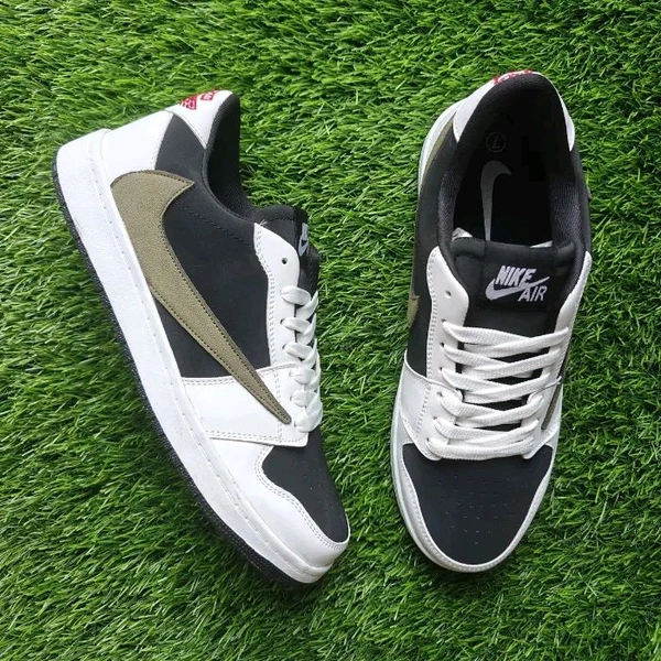 Travis Scott "Olive" - UK 6