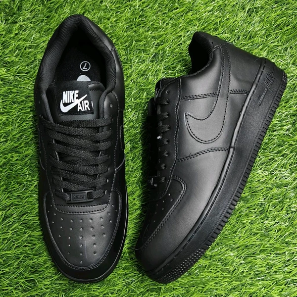 Air Force "Black" - UK 6