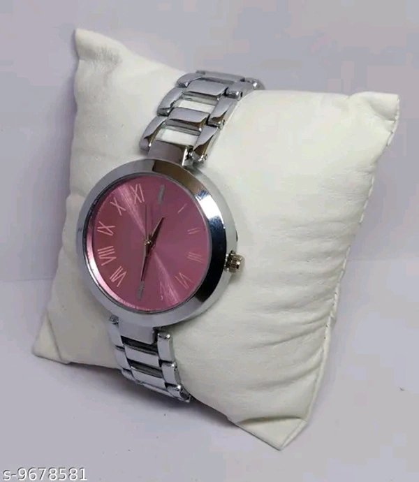 Silvar metal Analog Watch ⌚