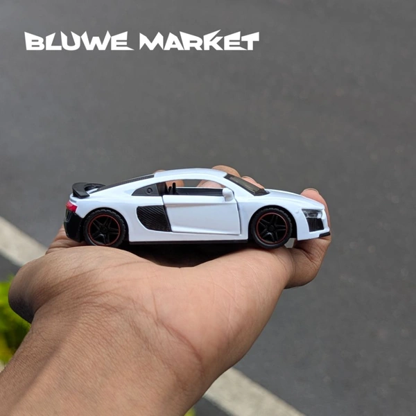 Audi R8 1/43 Scale Metal Diecast Car