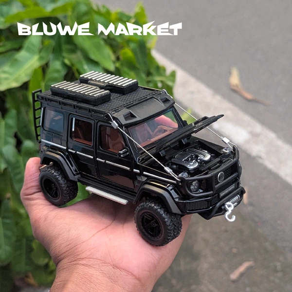 Mercedes Benz G550 G-Class 1:32 Premium Metal Diecast Car - Black