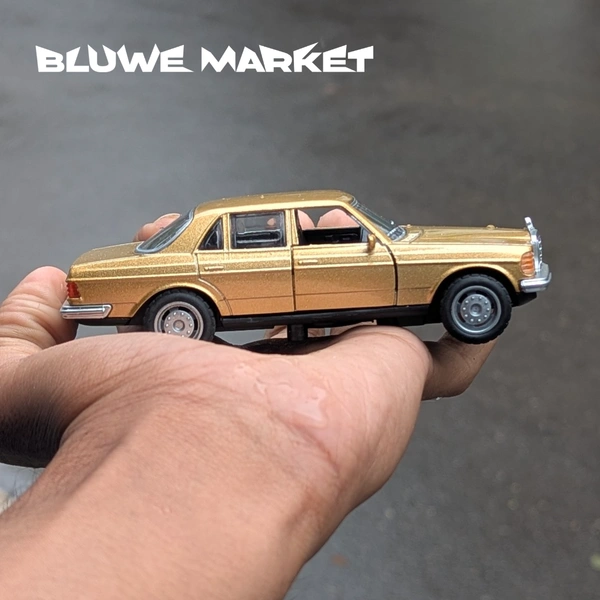 Mercedes Benz W123 1/36 Metal Diecast Car - Gold