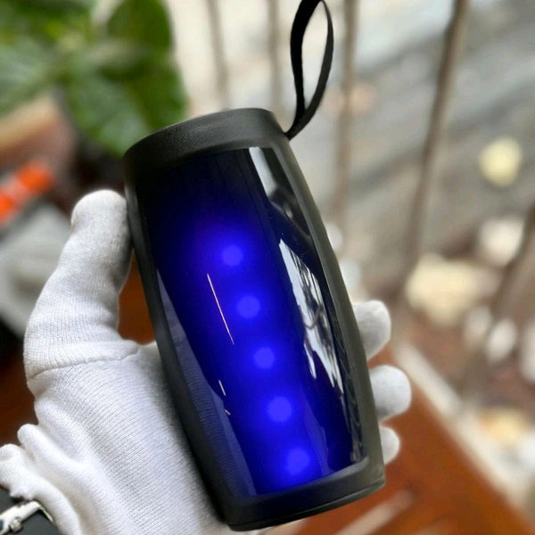 Latest Original Link bits Portable RGB Light Wireless Outdoor MP3 Music Player Party Bass Wireless Sound MINI Speaker-BR589