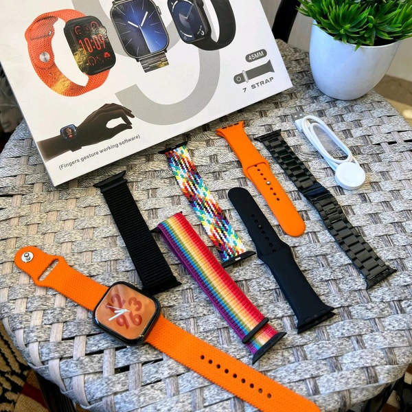 Hk15 Pro Max Ultra 2 Combo, 7 Different Straps And Smartwatch, Change Straps Every Day Of The Week, Means Within 7 Straps, Wireless Fast Charging Cable And Manual Book Included In Box